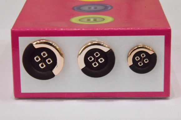 Ґудзик Костюмний на 4 отвори MIX № 39-G/461