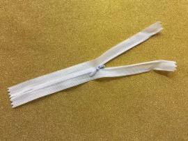 Змейка потайная 50 см. № 01 Змейка потайная 50 см. № 01