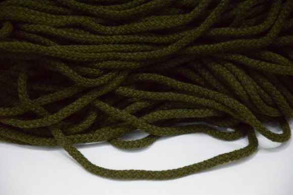 Акриловий шнур 6 мм. №61