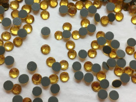 Клейові камені  SS 16 № LT TOPAZ MS110