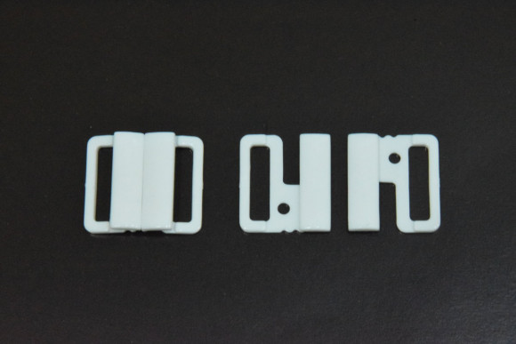 Застібка для купальників пластикова 2 см. № 01/20