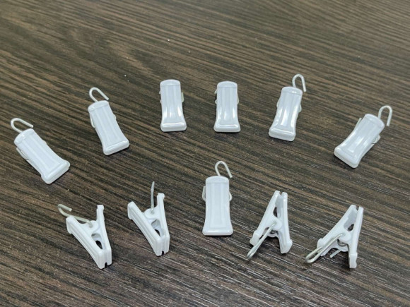 Гачки для штор та карнизів № 10/01 Прищіпка з гачком