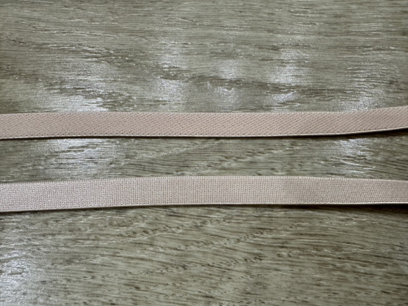 Резинка бретелькова 1 см. на котушці № 02/100