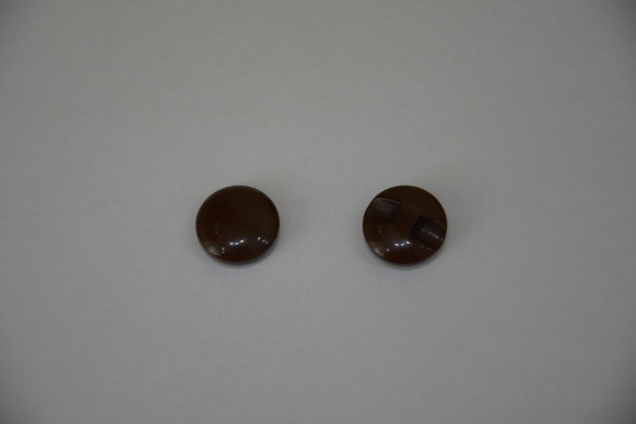 Гудзик Костюмний на півніжці 18 мм. №32/460