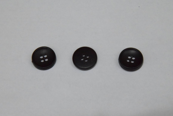 Гудзик Чоловічий на 4 отвори 16 мм. №39/690