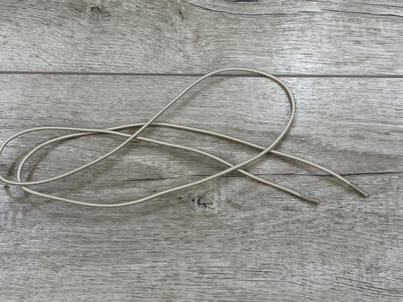 Шнурок гумка круглий 3 мм./100 см. № 172