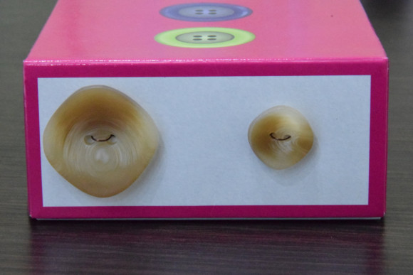 Ґудзик Костюмний на 2 отвори MIX № 172/679