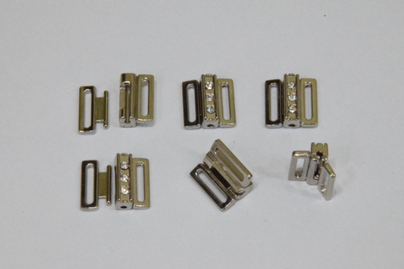 Застібка для купальників металева з камінням 1,2 см. № S 100 АВ