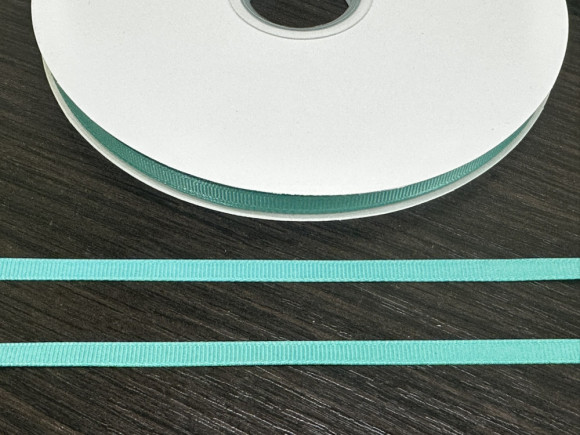 Стрічка репс 0,6 см. 92 м. № 1304/181