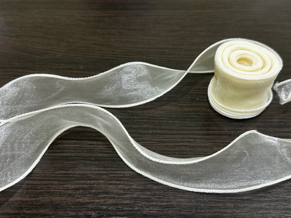 Стрічка органзова з кантиком 4 см. № 02