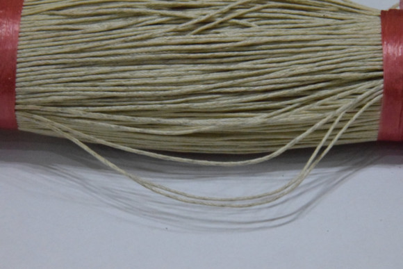 Шнур вощенный VERA № 42