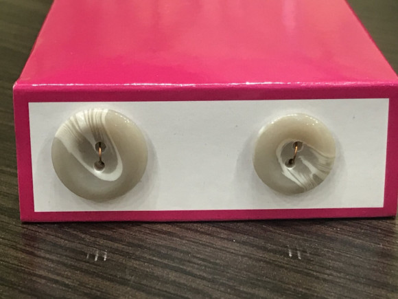 Ґудзик Костюмний на 2 отвори MIX № 172/А4