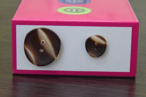 Ґудзик Костюмний на 2 отвори MIX № 30/678