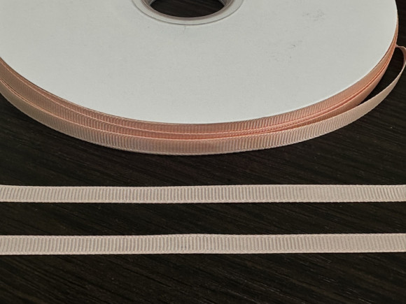 Стрічка репс 0,6 см. 92 м. № 1213/07