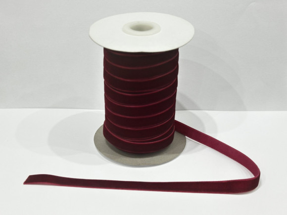 Стрічка оксамитова 1 см. № О/37