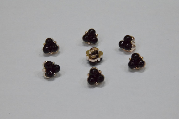 Гудзик Блузковий на ніжці в оправі 10 мм. №39/621