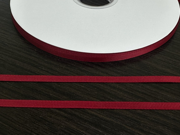 Стрічка репс 0,6 см. 92 м. № 1037/37