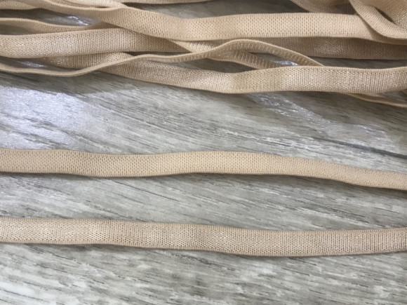 Резинка бретелькова 0,7 см. № 02/23