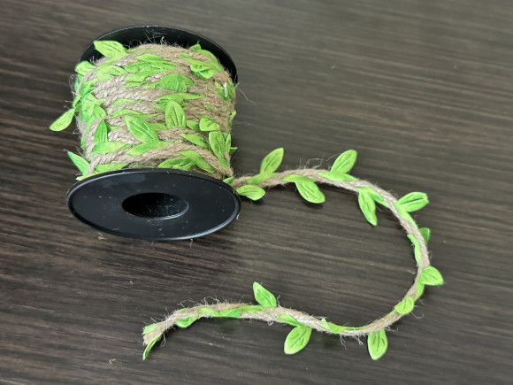  Джутова нитка з листочком № 19