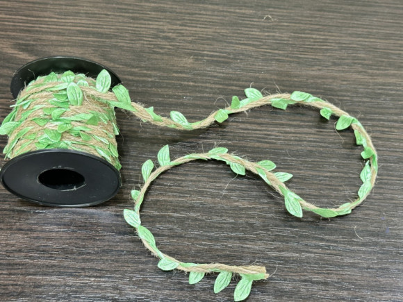  Джутова нитка з листочком № 75